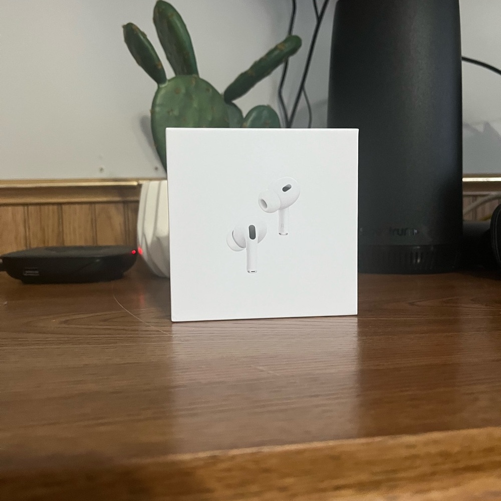 AirPod pros 2nd generation not used brand new
